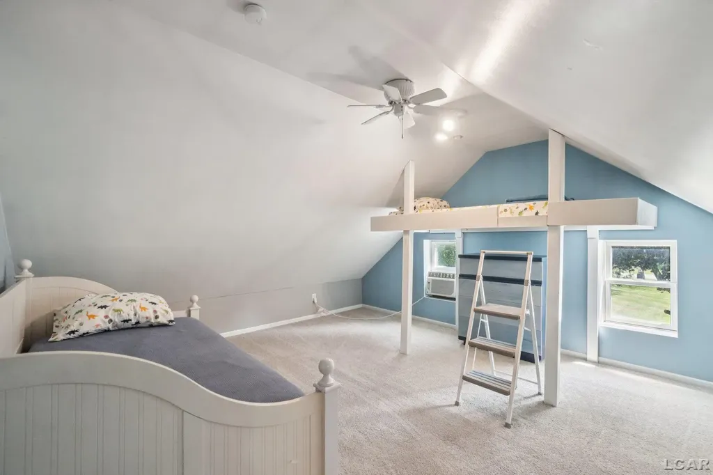 2550 Bent Oak Avenue Adrian Township MI 49221