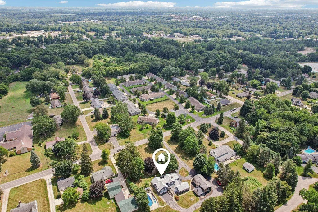2550 Bent Oak Avenue Adrian Township MI 49221