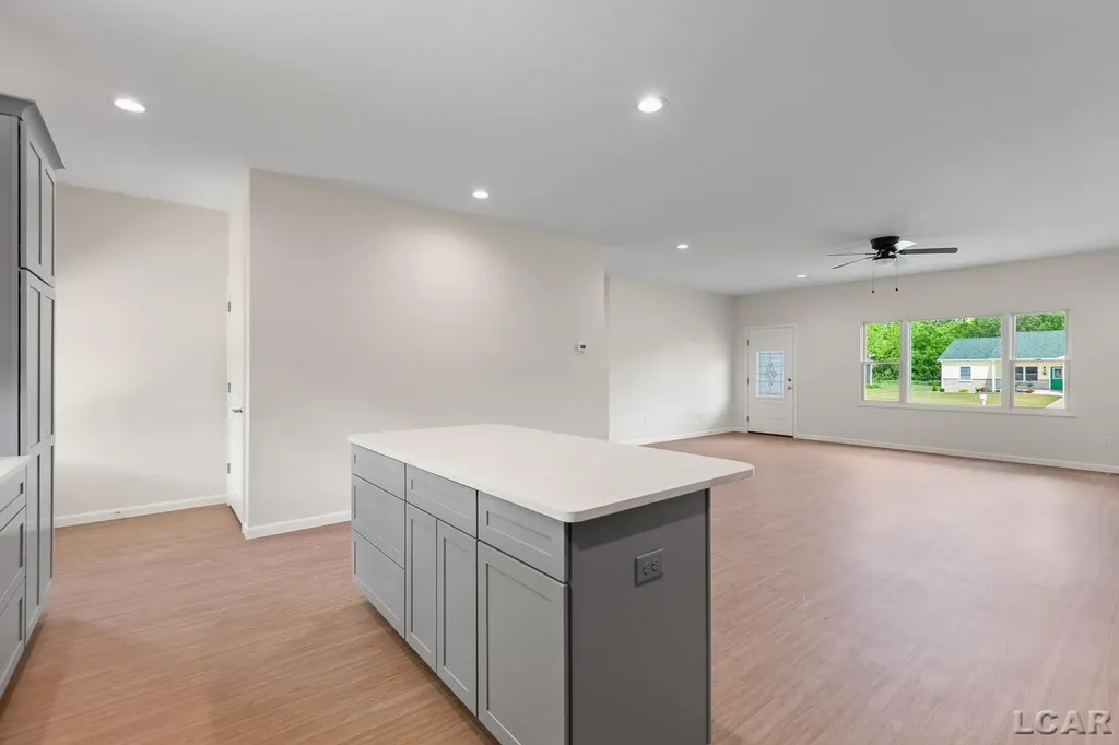 4173 Evergreen Road Adrian City MI 49221