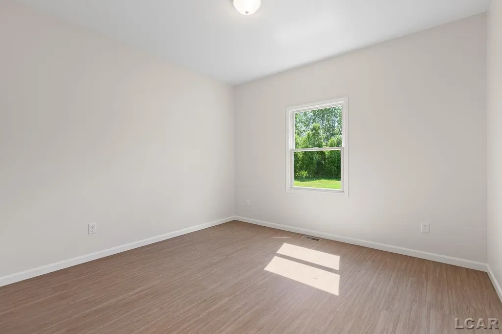 4173 Evergreen Road Adrian City MI 49221