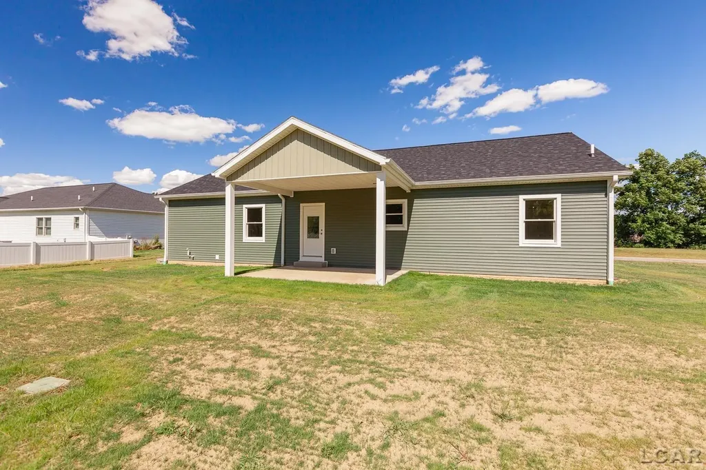 4173 Evergreen Road Adrian City MI 49221