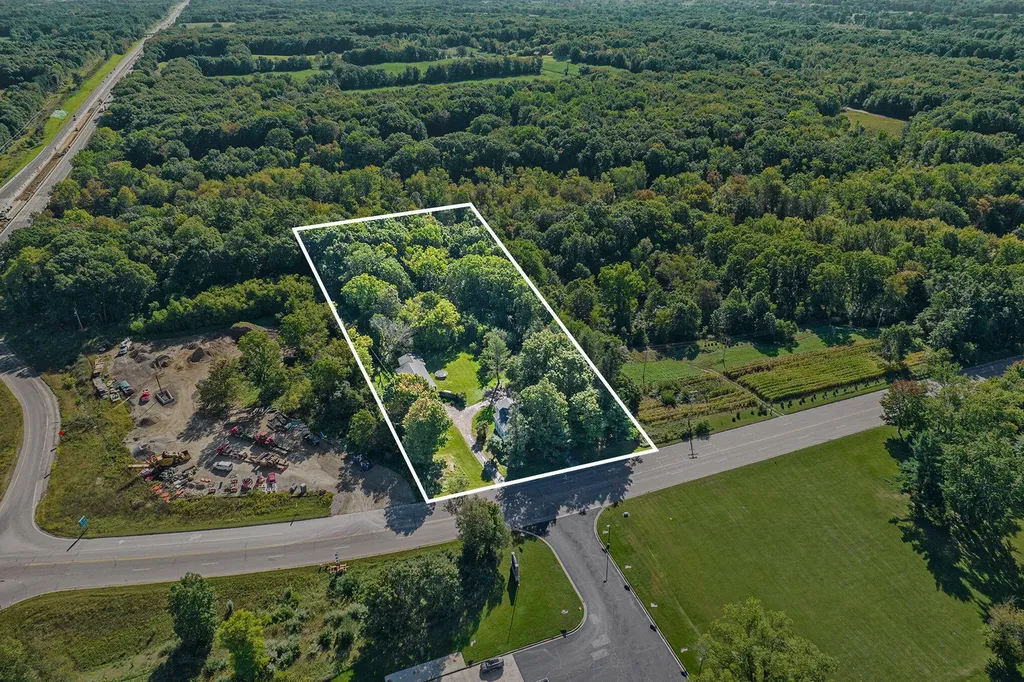 2431 N Dearing Road Sandstone Township MI 49269