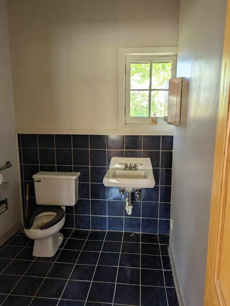 143 W Prospect Street Jackson City MI 49203