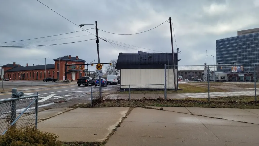 108 Cooper Street Jackson City MI 49201
