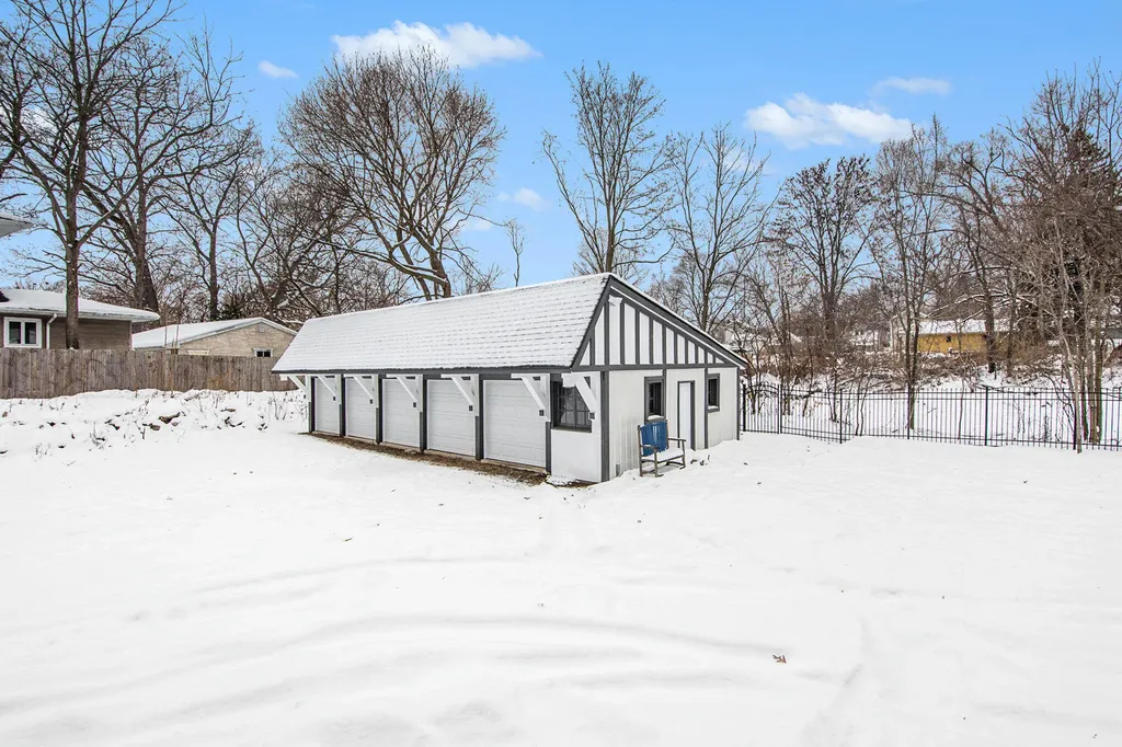 542 A Street Jackson City MI 49201