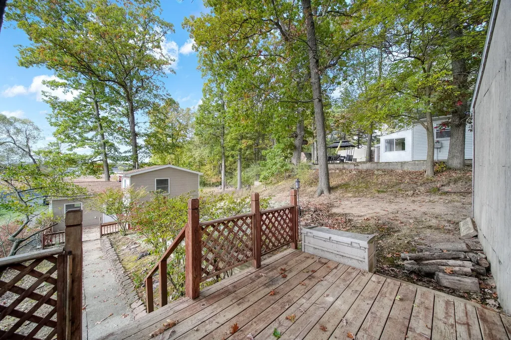 209 North Drive Brooklyn Village MI 49230