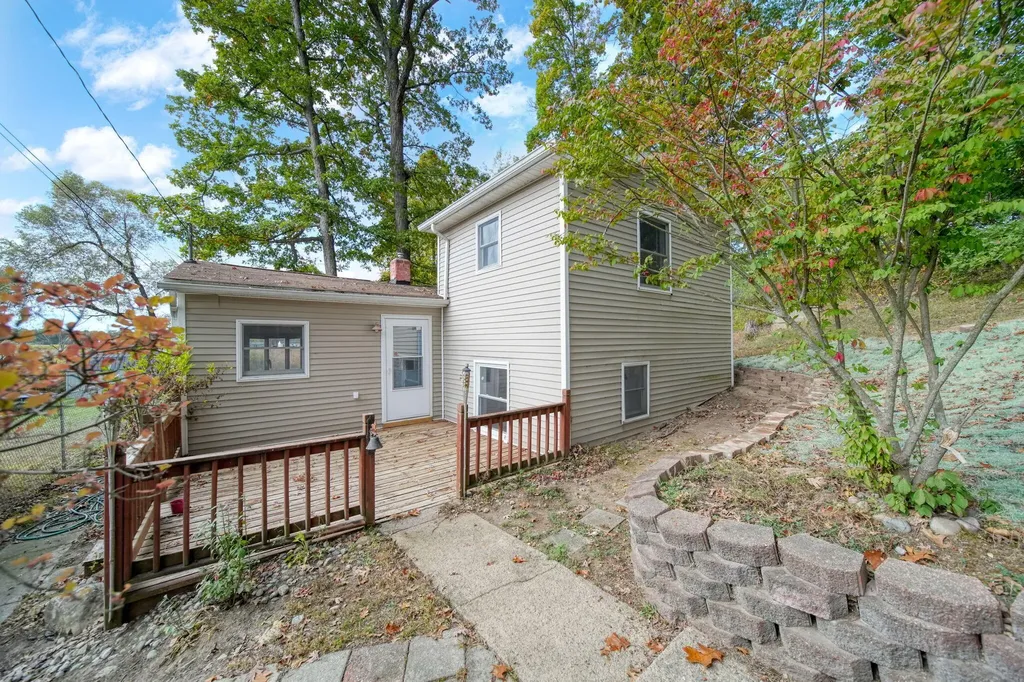 209 North Drive Brooklyn Village MI 49230