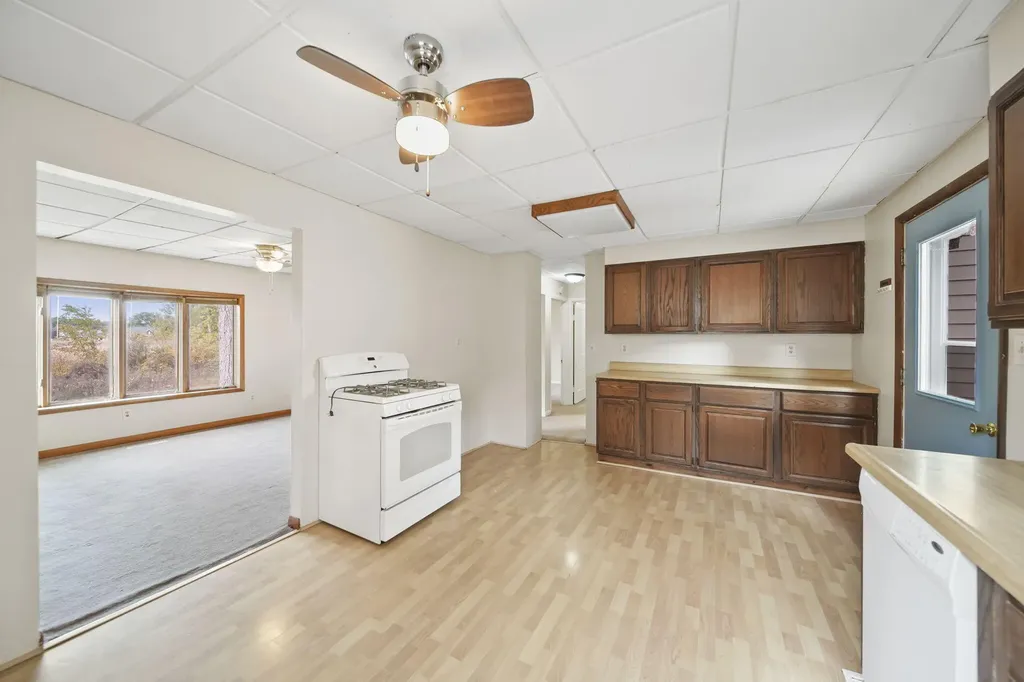 209 North Drive Brooklyn Village MI 49230