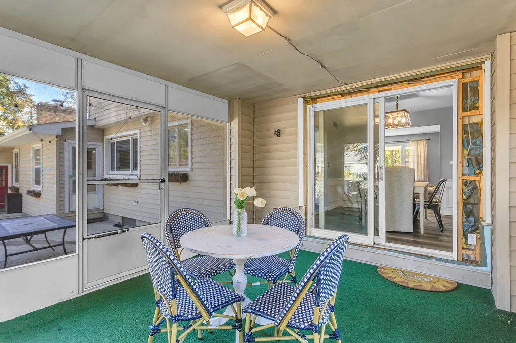 1678 W Kimmel Road Summit Township MI 49201