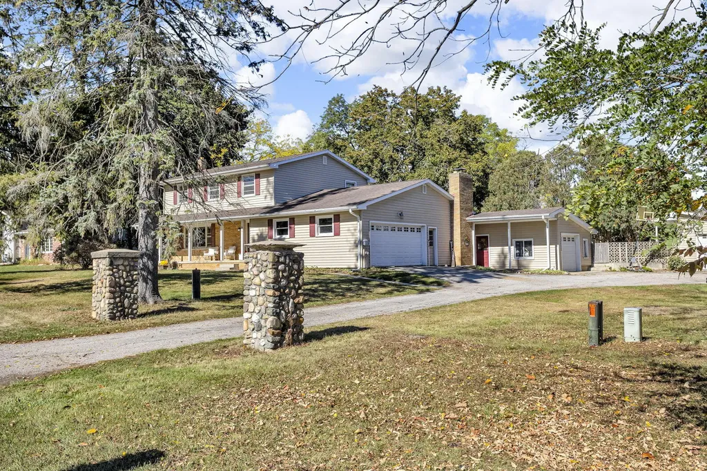 1678 W Kimmel Road Summit Township MI 49201