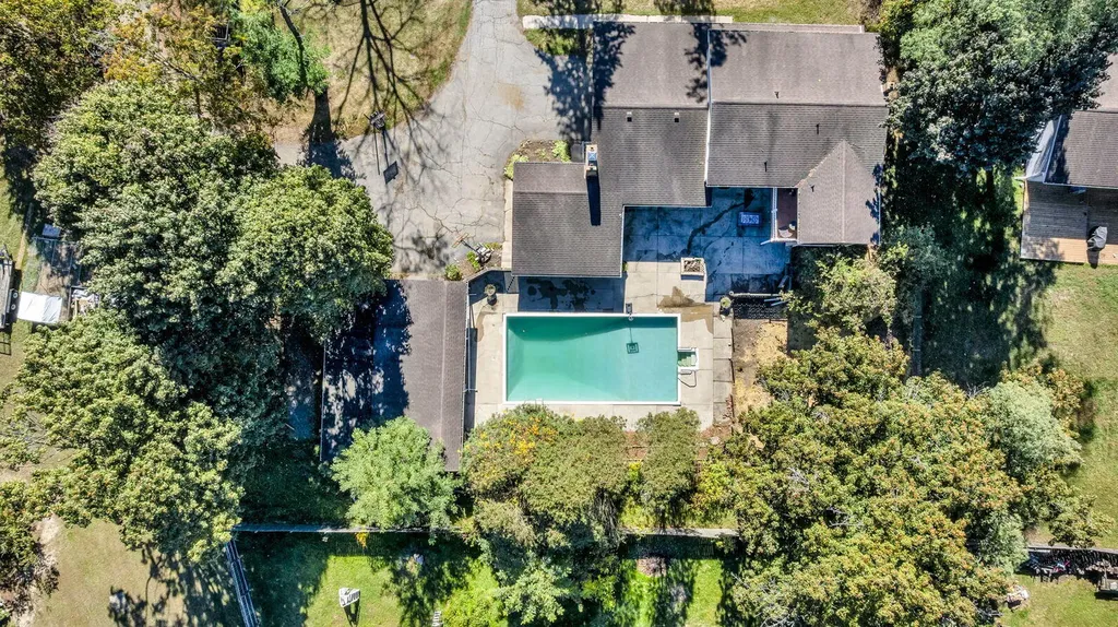 1678 W Kimmel Road Summit Township MI 49201