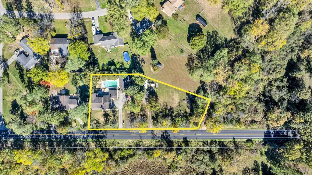 1678 W Kimmel Road Summit Township MI 49201