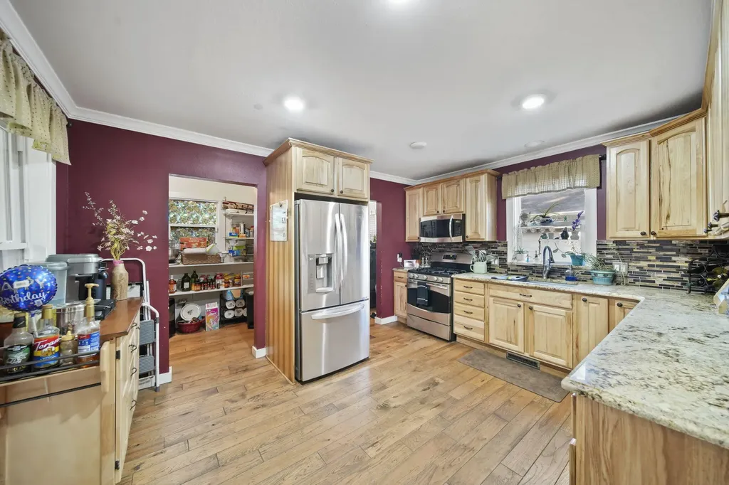335 Wall Street Jackson City MI 49203
