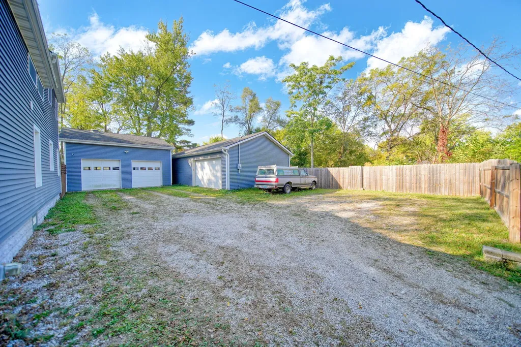 335 Wall Street Jackson City MI 49203