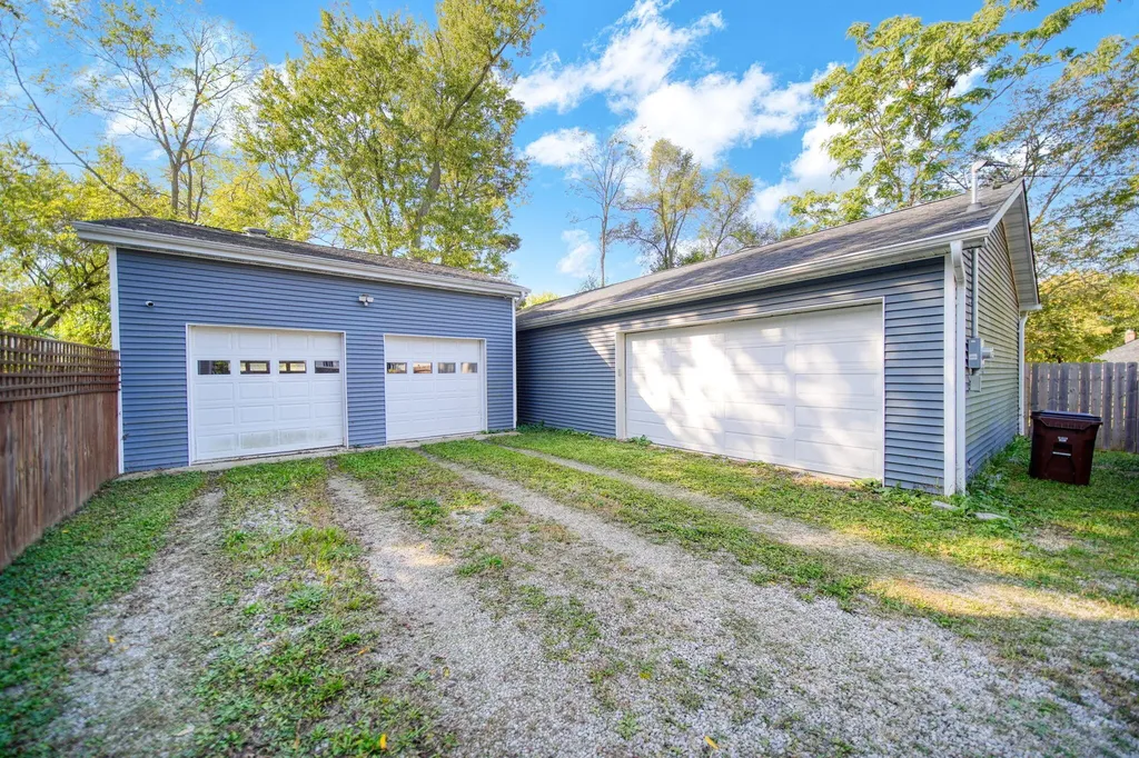 335 Wall Street Jackson City MI 49203