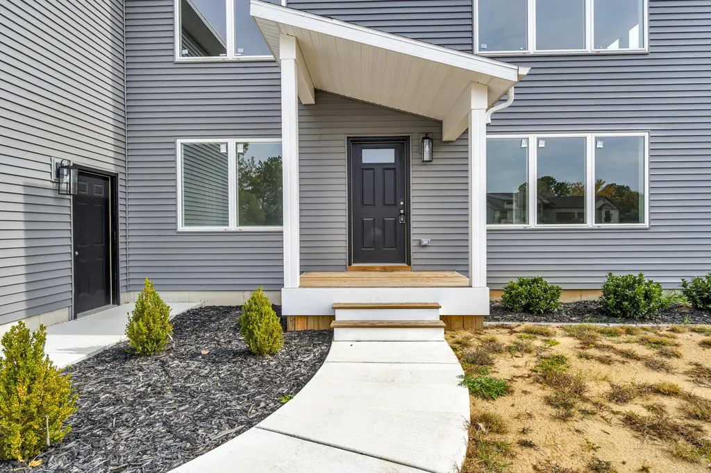 6835 S Price Lake Drive Leoni Township MI 49201