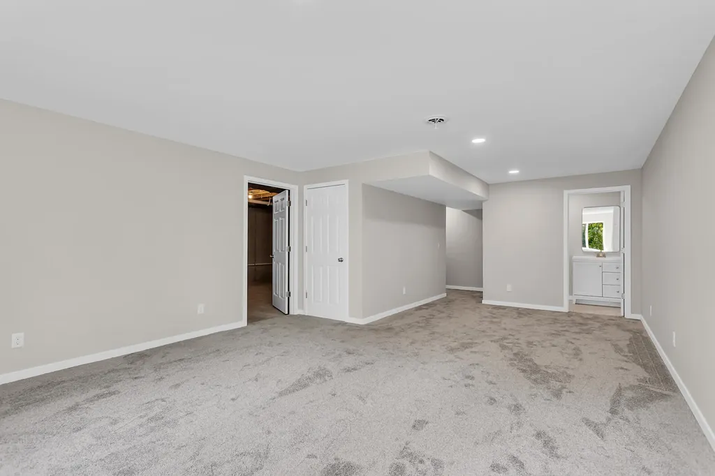 6835 S Price Lake Drive Leoni Township MI 49201