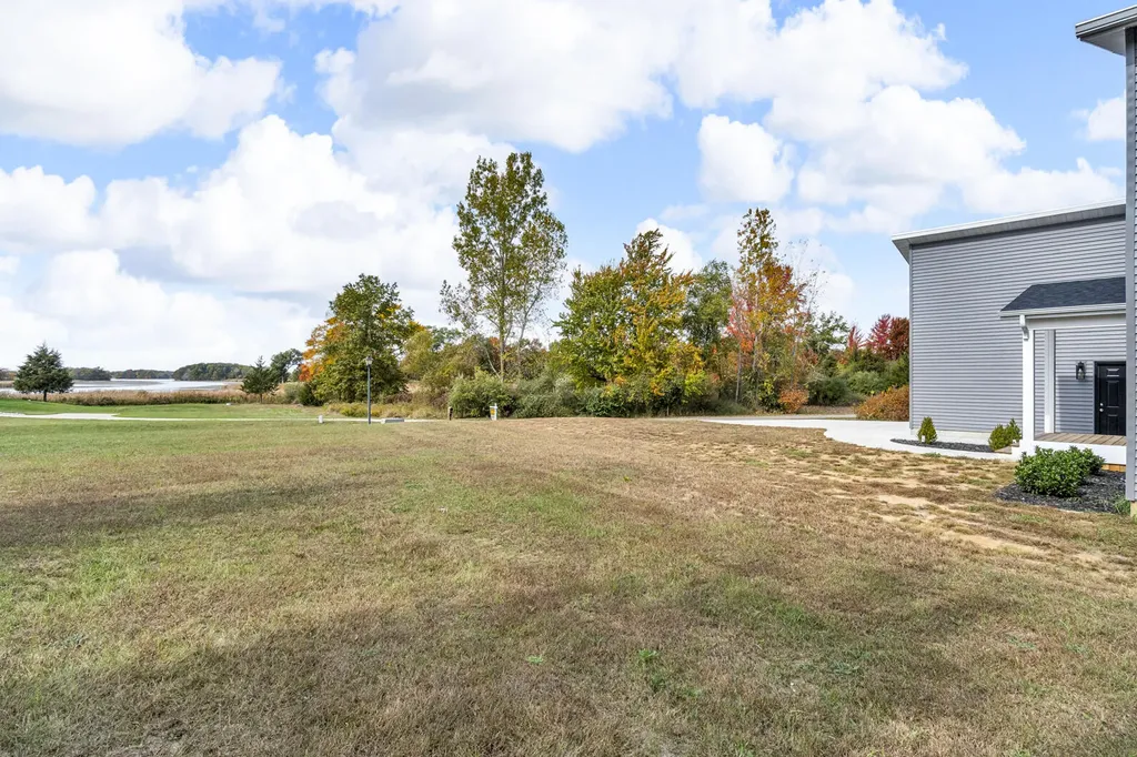 6835 S Price Lake Drive Leoni Township MI 49201
