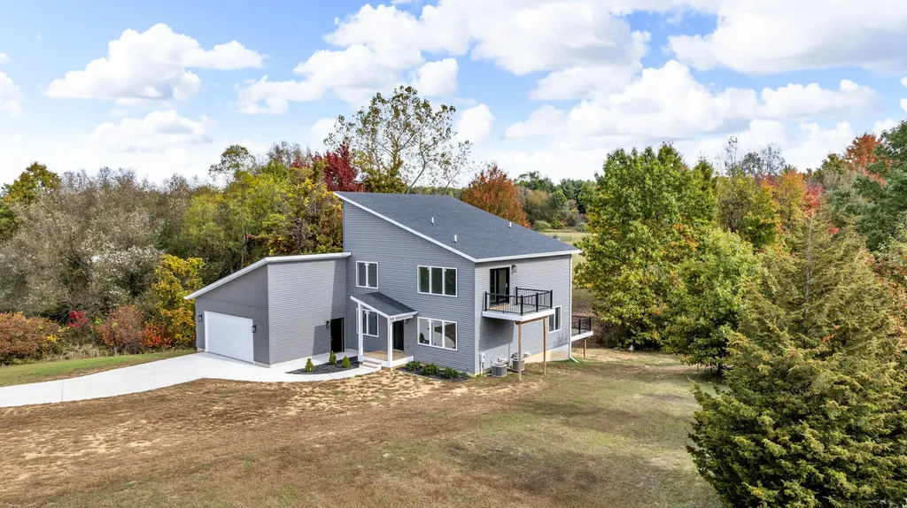 6835 S Price Lake Drive Leoni Township MI 49201