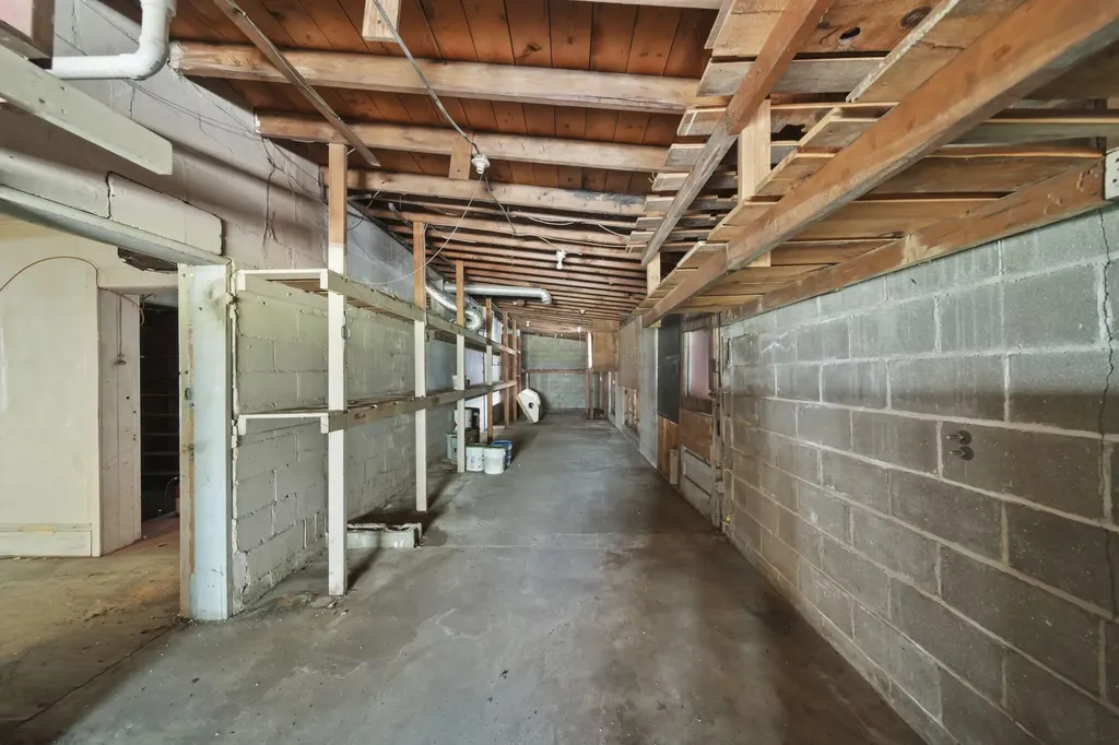 1314 Lansing Avenue Jackson City MI 49202