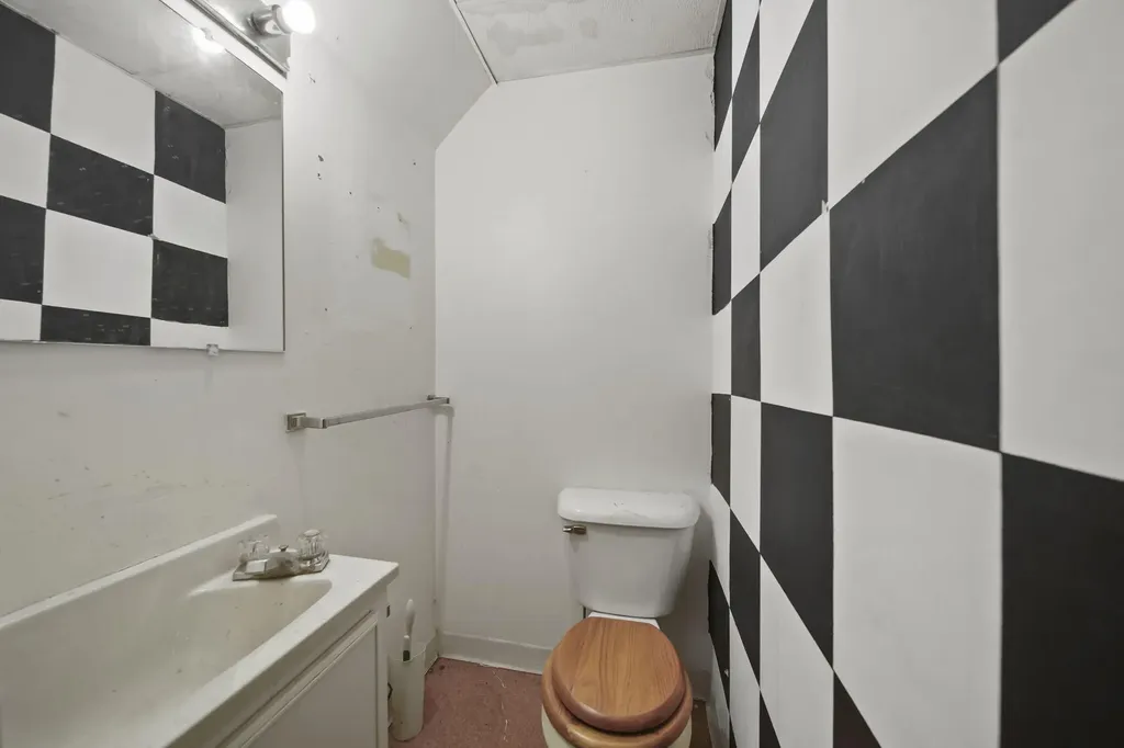 1314 Lansing Avenue Jackson City MI 49202