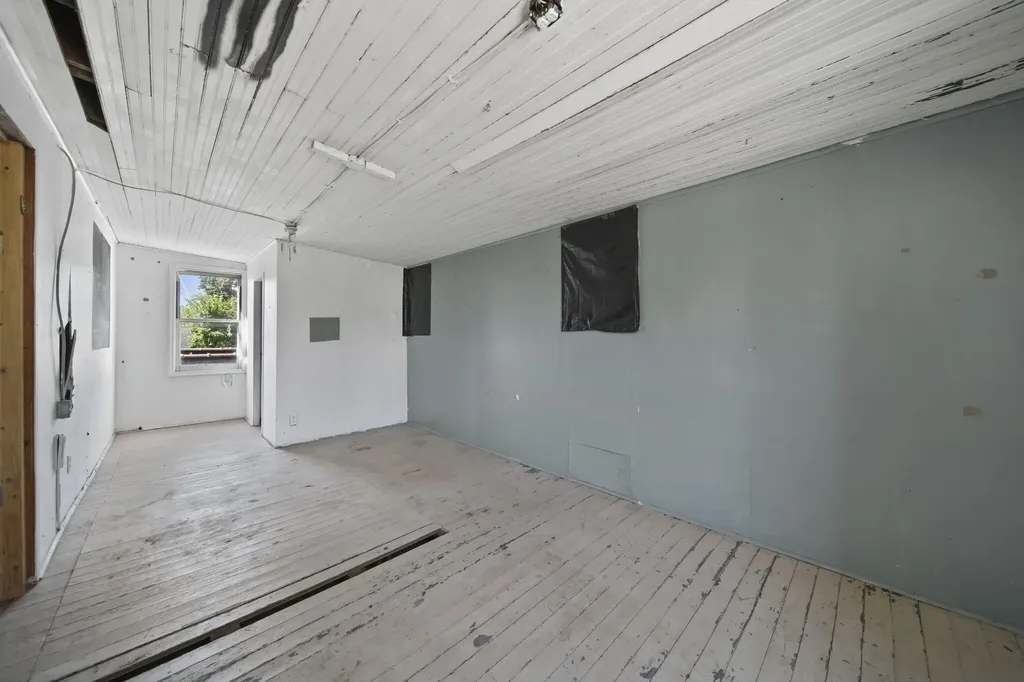 1314 Lansing Avenue Jackson City MI 49202