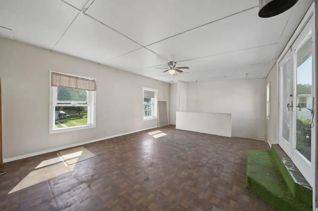 1314 Lansing Avenue Jackson City MI 49202