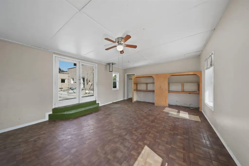 1314 Lansing Avenue Jackson City MI 49202