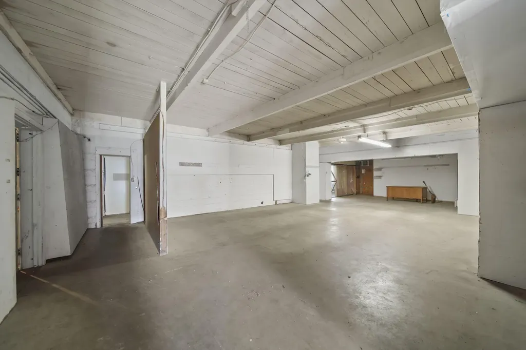1314 Lansing Avenue Jackson City MI 49202