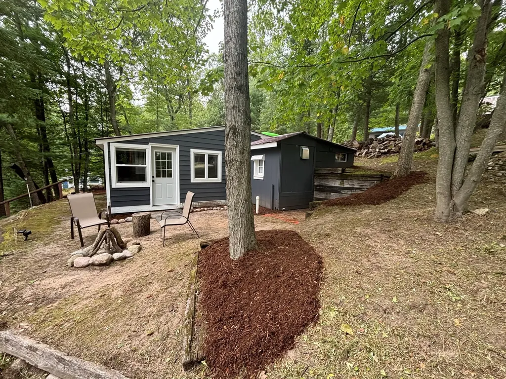 1112 Lake Drive Lincoln Township MI 48625