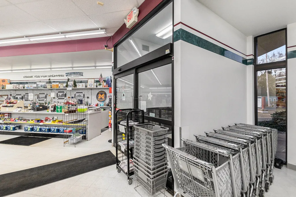 210 Hinckley Boulevard Summit Township MI 49203