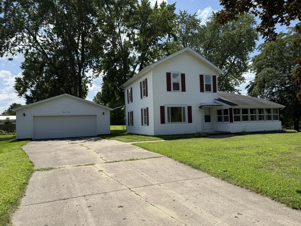 301 Mill Street Leslie City MI 49251