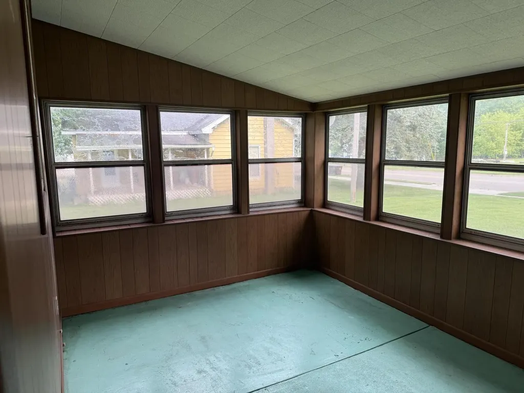 301 Mill Street Leslie City MI 49251
