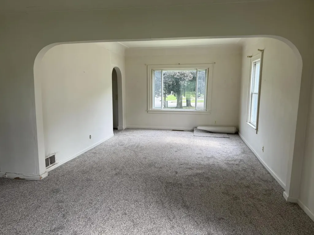 301 Mill Street Leslie City MI 49251