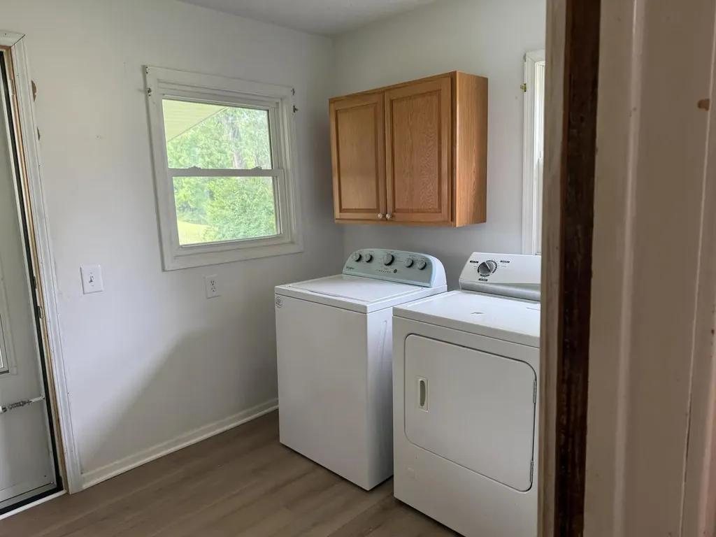 301 Mill Street Leslie City MI 49251