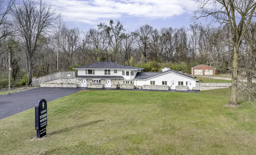4946 Page Avenue Leoni Township MI 49254