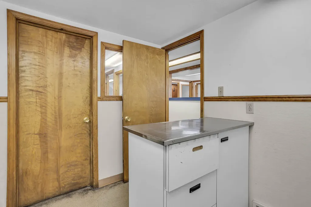 4946 Page Avenue Leoni Township MI 49254