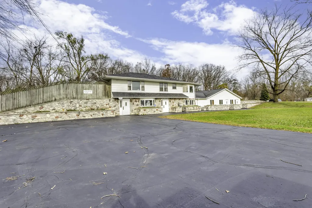 4946 Page Avenue Leoni Township MI 49254