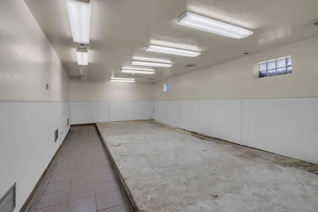 4946 Page Avenue Leoni Township MI 49254