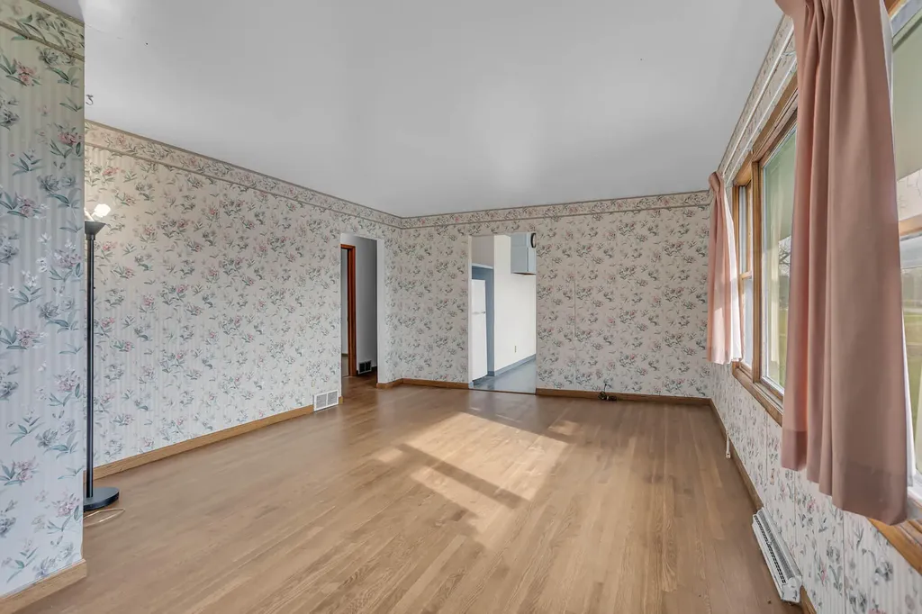 4946 Page Avenue Leoni Township MI 49254