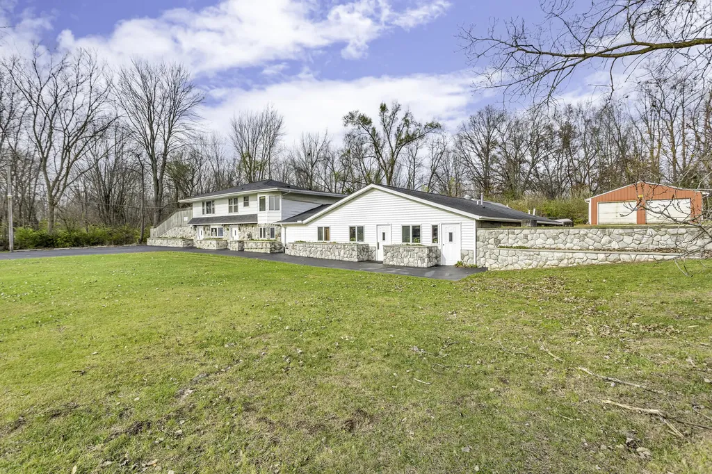 4946 Page Avenue Leoni Township MI 49254