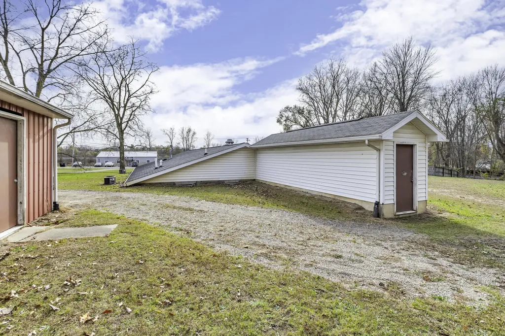 4946 Page Avenue Leoni Township MI 49254