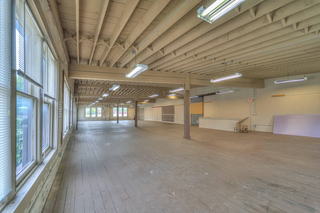 409-429 Hupp Avenue Jackson City MI 49201