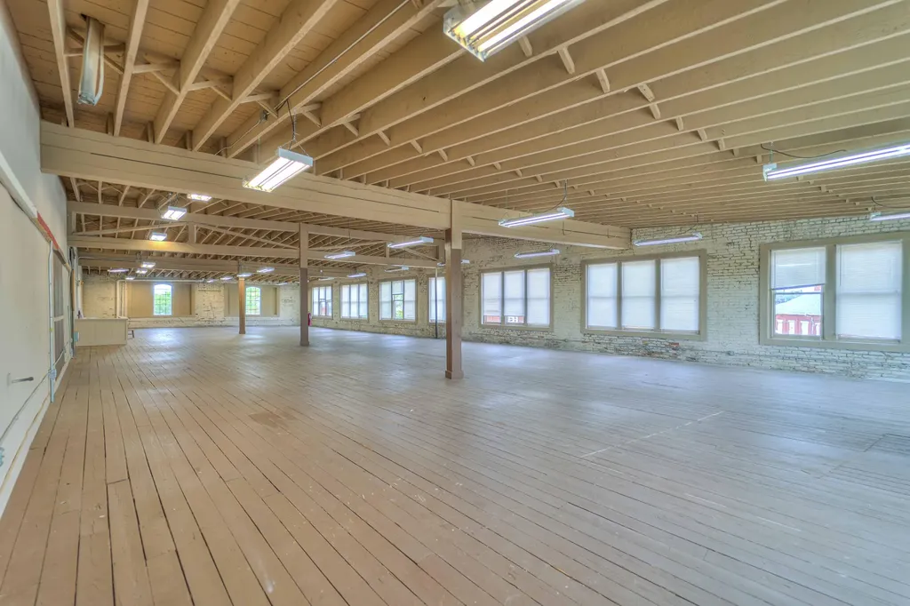 409-429 Hupp Avenue Jackson City MI 49201