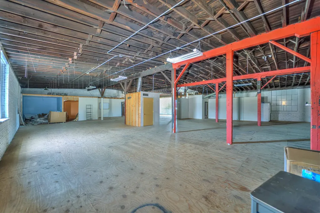 409-429 Hupp Avenue Jackson City MI 49201
