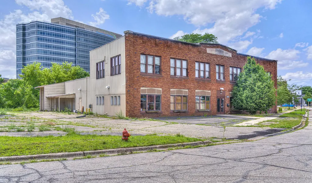 409-429 Hupp Avenue Jackson City MI 49201