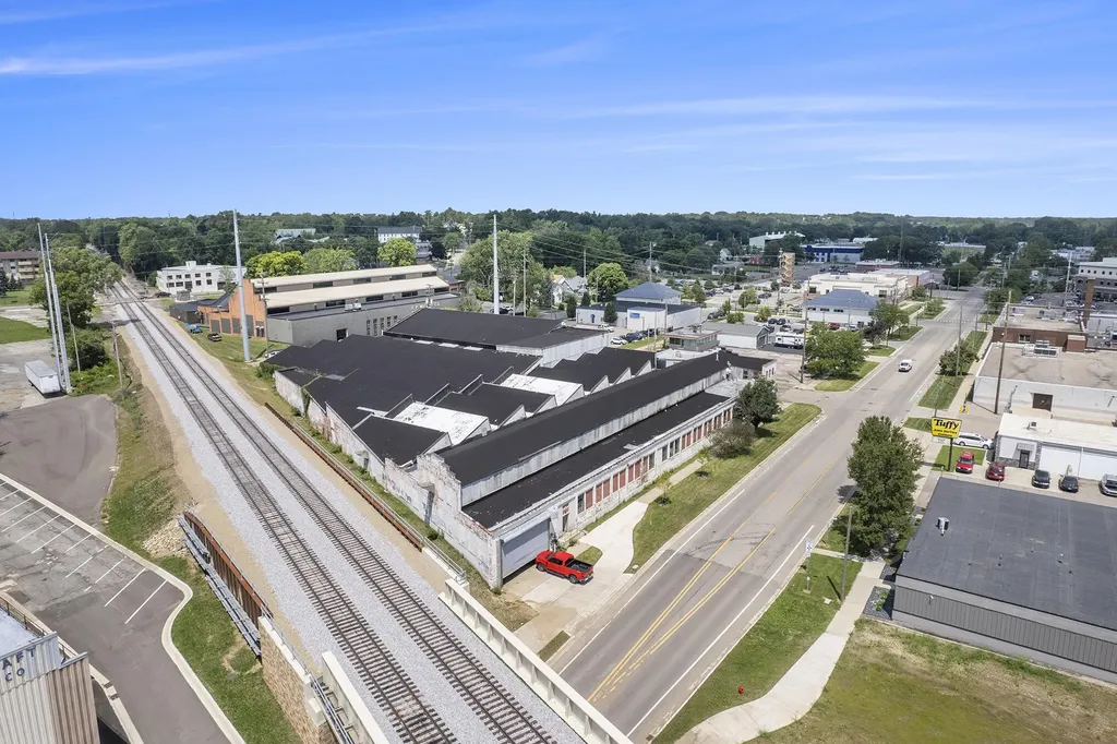 414 N Jackson Street Jackson City MI 49201