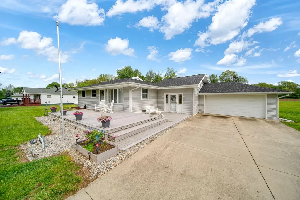 7465 Cement City Road Columbia Township MI 49230