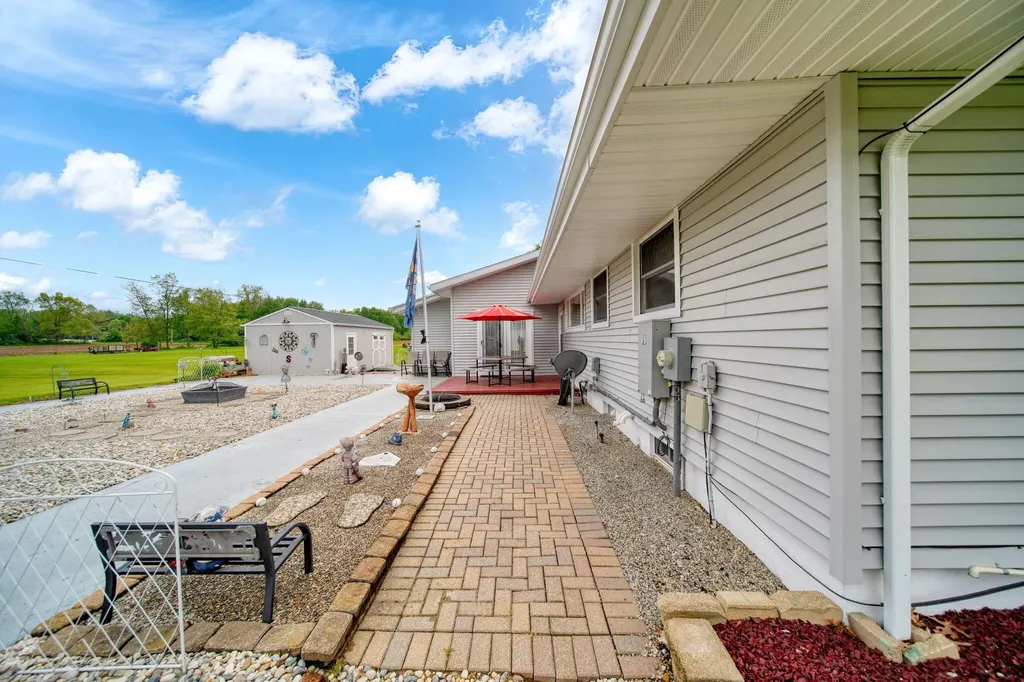 7465 Cement City Road Columbia Township MI 49230