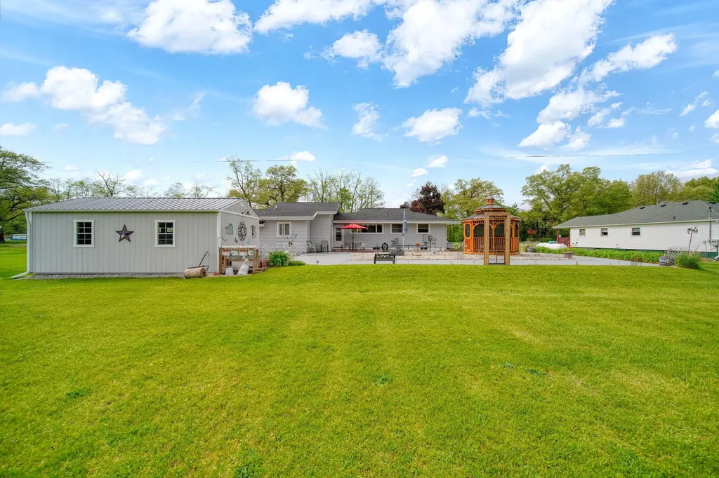7465 Cement City Road Columbia Township MI 49230